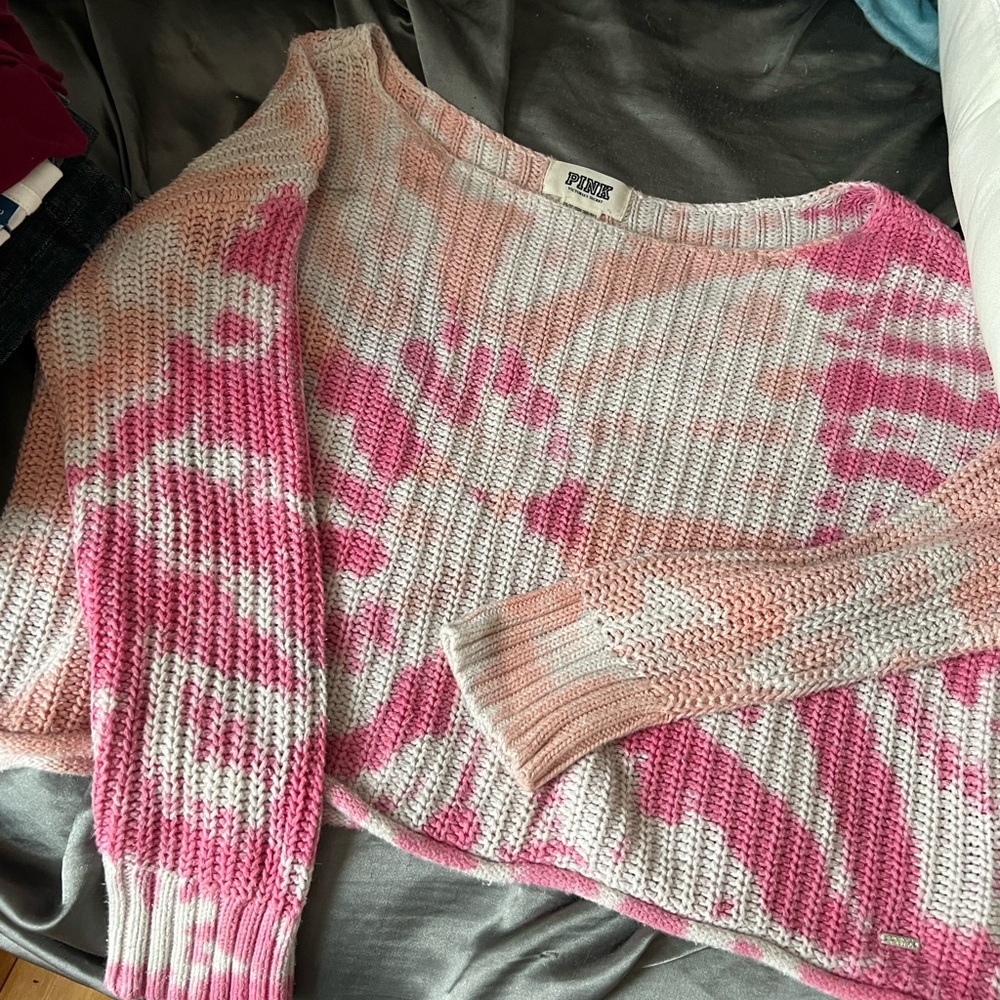 Women’s Pink Sweater